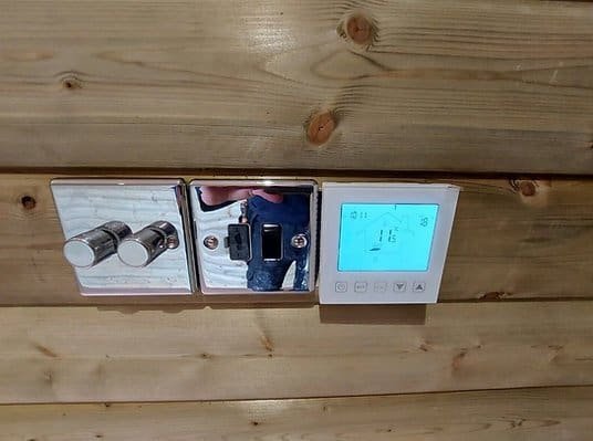 Module Container Aménagé – avec bardage en bois massif (14 m2)