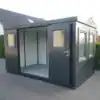 Container bureau anthracite 4x2m avec double porte et fenêtre